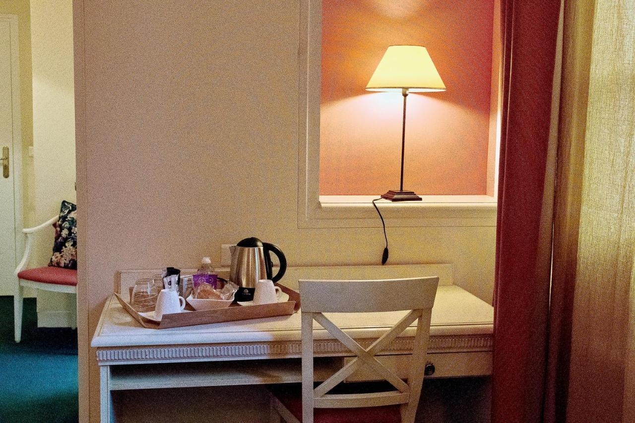 Artemis Suite บาร์บิซง ภายนอก รูปภาพ